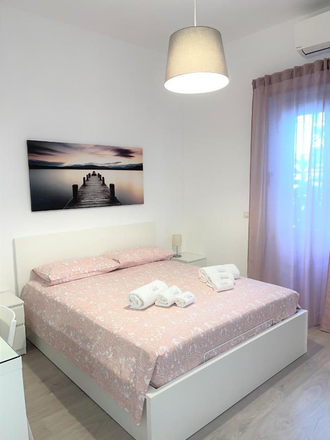 Chilometrozero Luxury Apartment เนเปิลส์ ภายนอก รูปภาพ